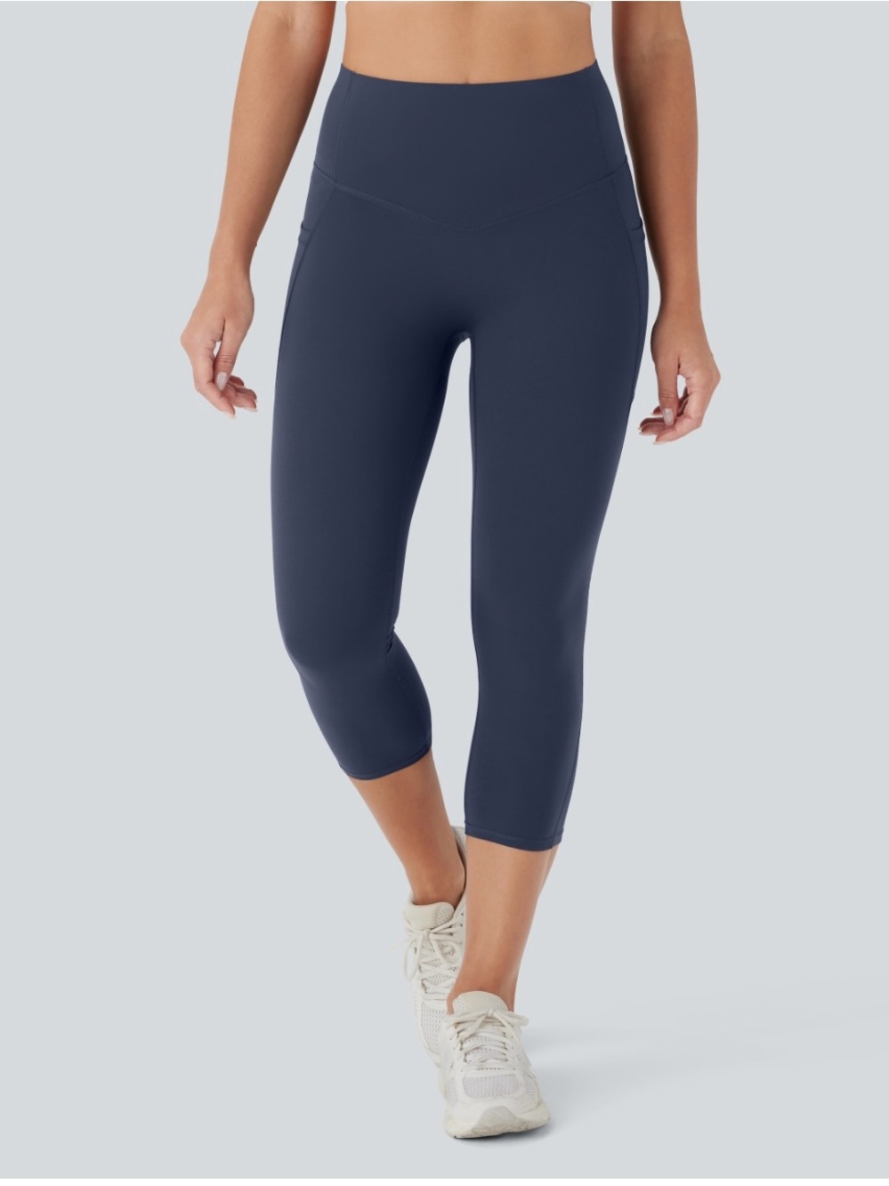 NWT Halara UltraSculpt Capri Leggings High Waist Butt Lift Tummy Control Medium